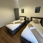 Cosy Apartment In London